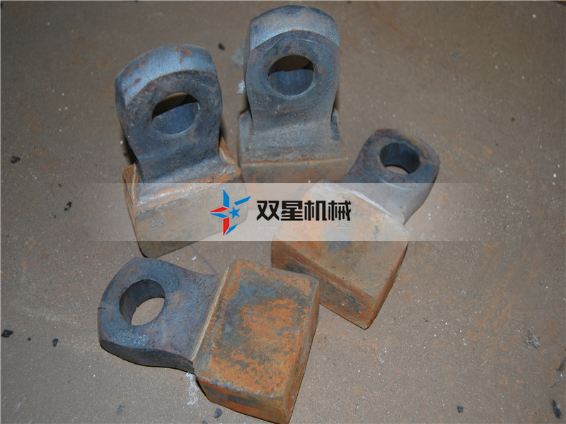 廢鐵破碎機錘頭材料結(jié)構(gòu)和工作磨損分析