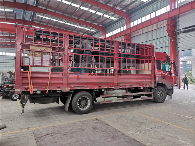 金屬撕碎機(jī)1400型發(fā)貨