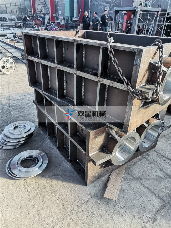 <a href='http://m.xlfefi.cn/ssxl/10.html' target='_blank'><span>金屬撕碎機</span></a>撕碎箱體實拍