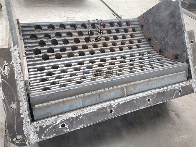 <a href='http://m.xlfefi.cn' target='_blank'><span>鋁合金破碎機</span></a>