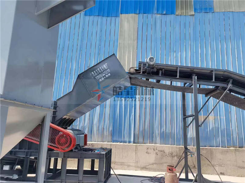 斷橋鋁破碎機(jī)生產(chǎn)線