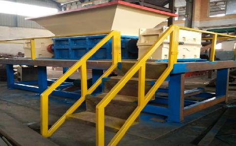 為什么建議你選擇<a href='http://m.xlfefi.cn/ssxl/10.html' target='_blank'><span>金屬撕碎機</span></a>